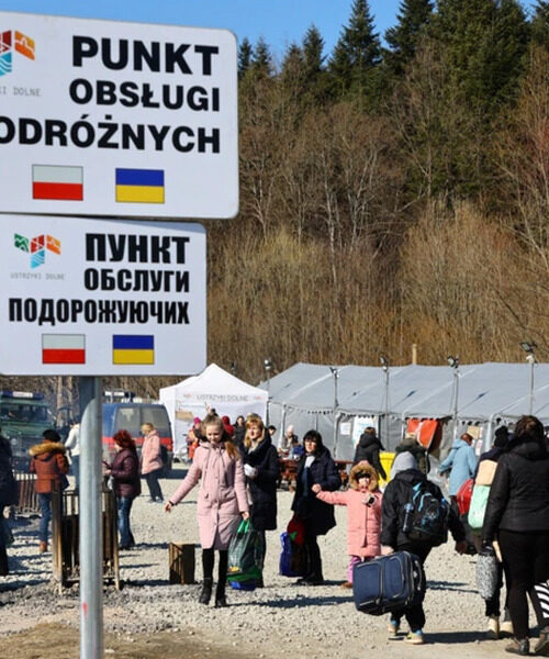 У Польщі збільшать термін виплат біженцям з України