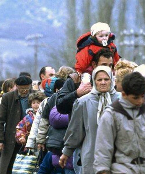 Кількість внутрішніх переселенців в Україні зросла до понад 8 млн