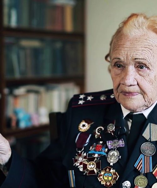 98-річна вінничанка вдруге хотіла піти на фронт, аби захищати Україну