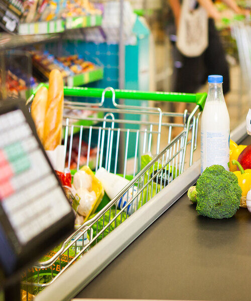 Допомога на купівлю продуктів у супермаркетах з 1 липня збільшиться