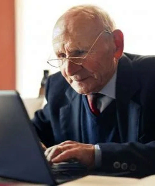 Внести зміни до пенсійної справи можна онлайн