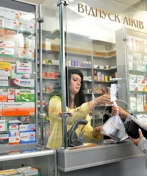 Отримати ліки за електронним рецептом можна буде в аптеках зі спеціальними наліпками