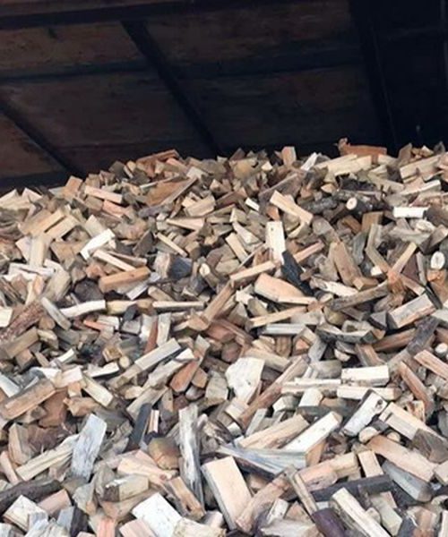 Українцям безкоштовно нададуть 5000 вагонів дров