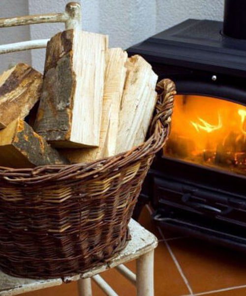 Мешканцям восьми областей безкоштовно надаватимуть дрова протягом опалювального періоду