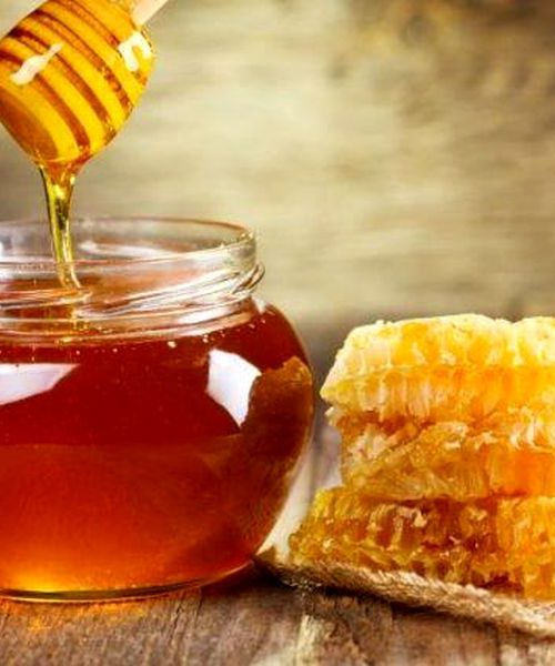 Фахівці розповіли про користь, шкоду та особливості вживання меду