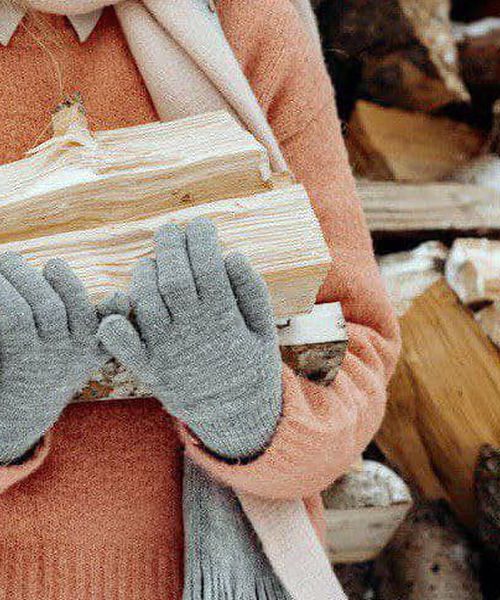 42 тисячі українських сімей отримали безкоштовні дрова