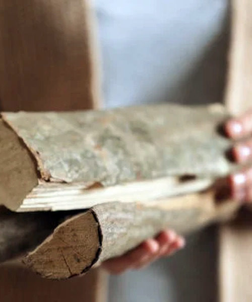 Українцям надали майже 200 тисяч кубометрів безкоштовних дров