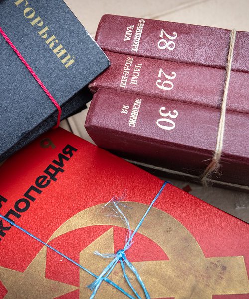 Київська книгарня «Сяйво книги» приймає російську літературу до травня