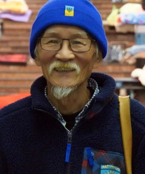 Заради допомоги українцям японський пенсіонер продав будинок й оселився в Харкові (ФОТО)