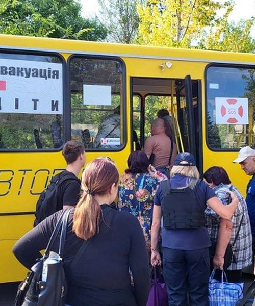 На Харківщині оголосили про примусову евакуацію дітей