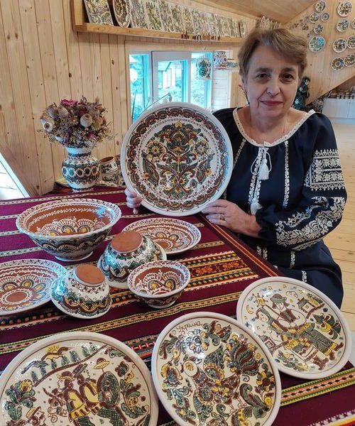 Сімейні секрети косівської кераміки береже майстриня в п’ятому поколінні (ФОТО)